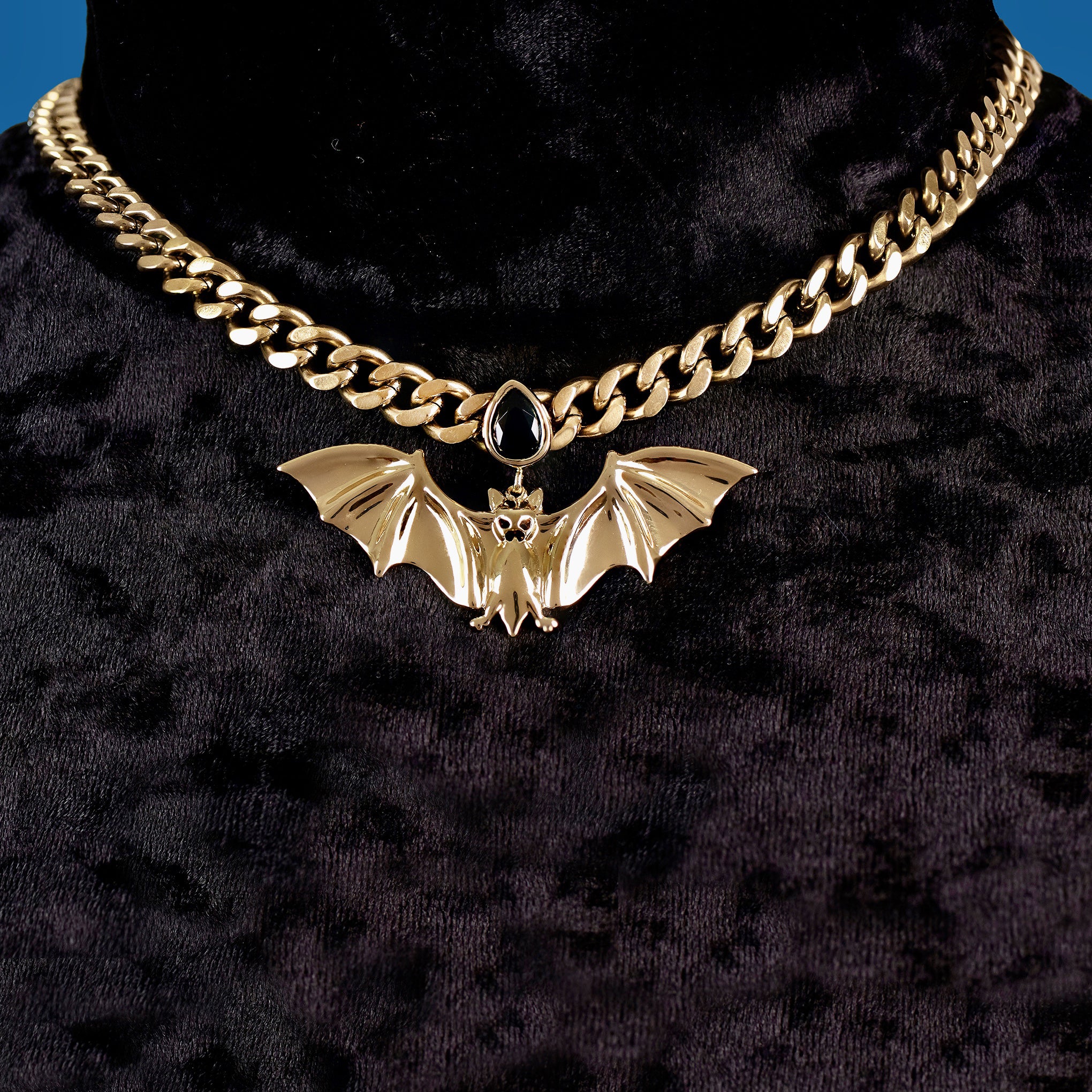 Small best Wild Shop Bat Necklace